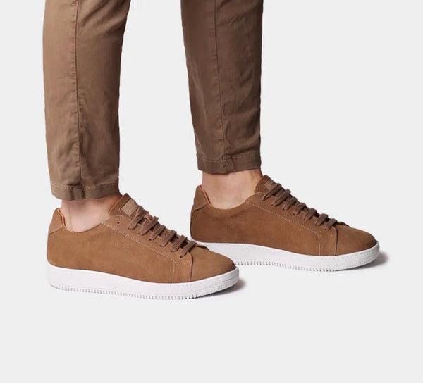 Klassisk sneaker I blødt nubuck skind - Connoisseur - cph.dk